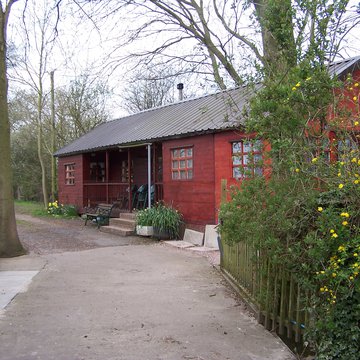 The Lodge at Oaklands.jpg